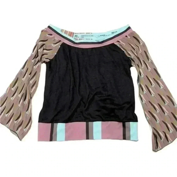 Volt Design Colbi Off the Shoulder Flowing Sleeves One of a Kind Top - Picture 1 of 4